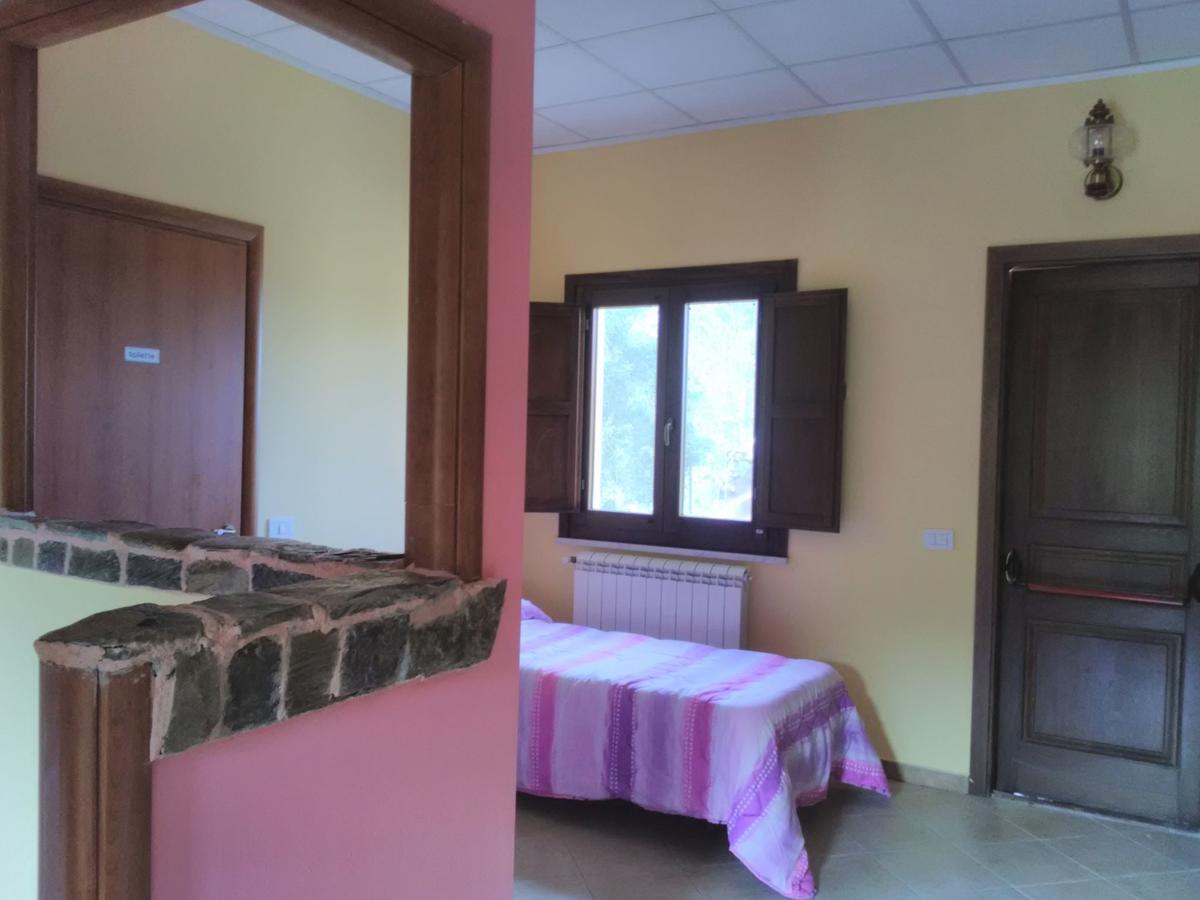 Villaggio Dei Balocchi Castelbuono  Zimmer foto
